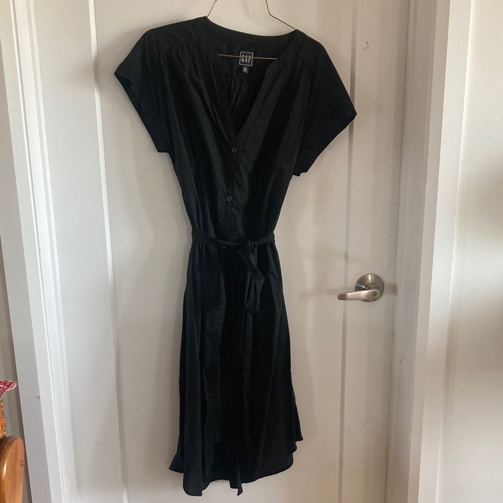 GAP Classic Black Midi Dress